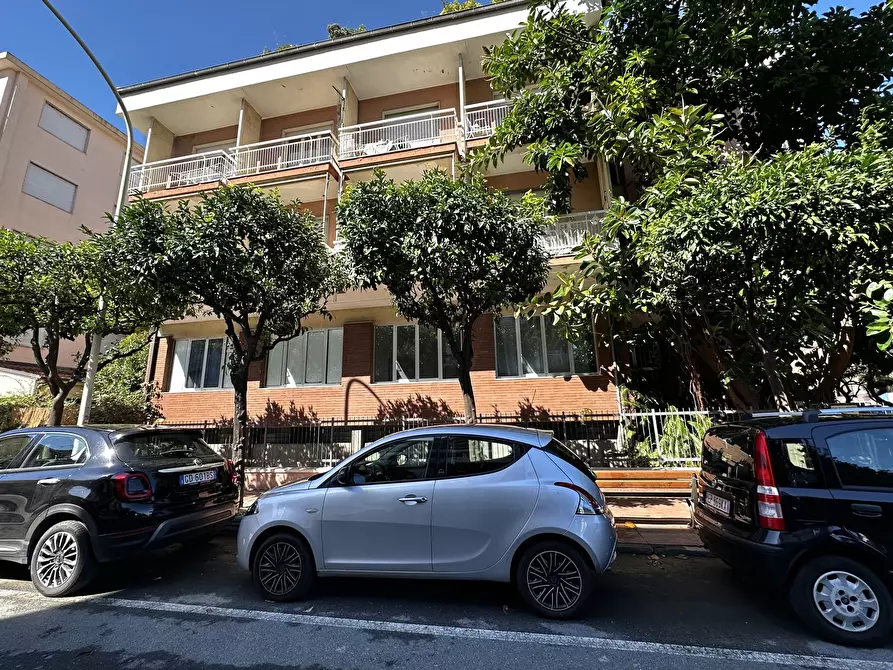 Immagine 5 di Quadrilocale in vendita  in Viale Kennedy a Diano Marina