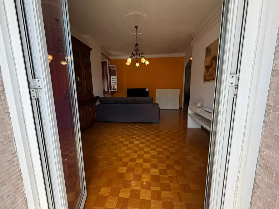 Immagine 4 di Quadrilocale in vendita  in Via Martiri della Libertà 330 a San Remo