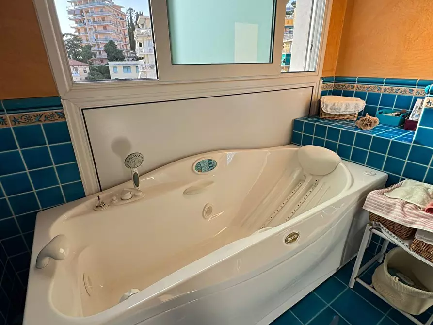 Immagine 33 di Attico in vendita  in Via della Repubblica 10 a San Remo