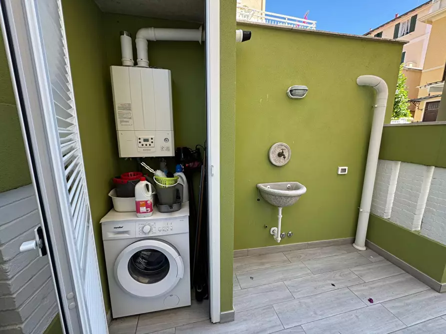 Immagine 21 di Casa indipendente in vendita  in Via G. Ansaldi 20 a San Remo