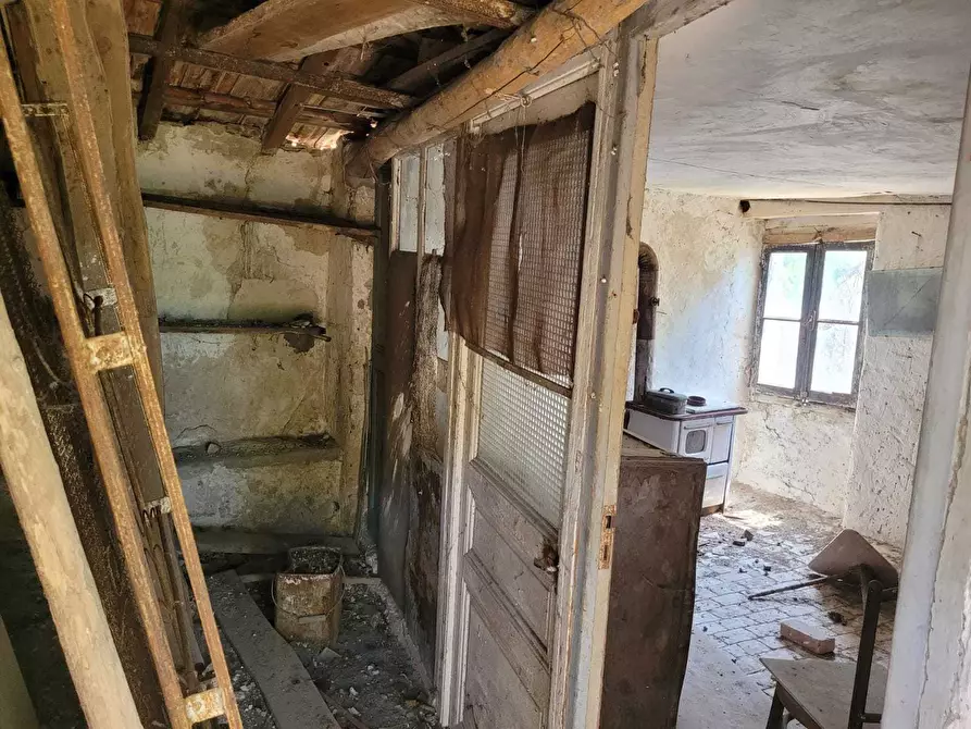 Immagine 40 di Rustico / casale in vendita  in Via Val D'Olivi 185 a San Remo