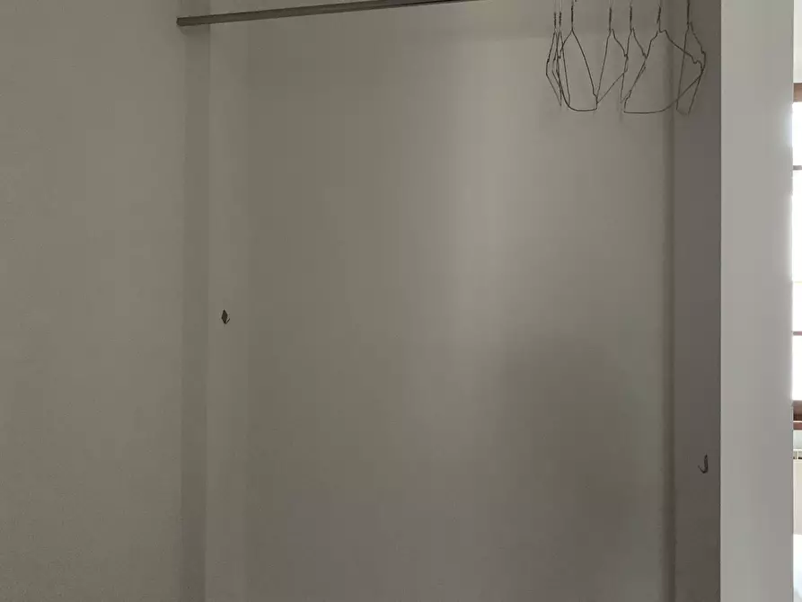 Immagine 12 di Bilocale in affitto  a Pietrasanta