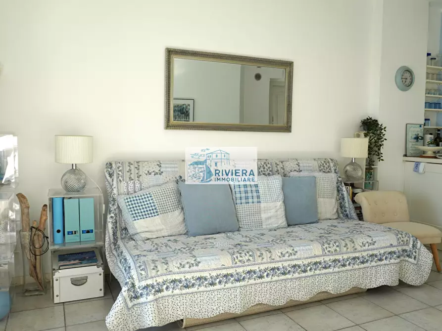 Immagine 45 di Bilocale in vendita  in Via Gianni Cozzi 1 a Santo Stefano Al Mare