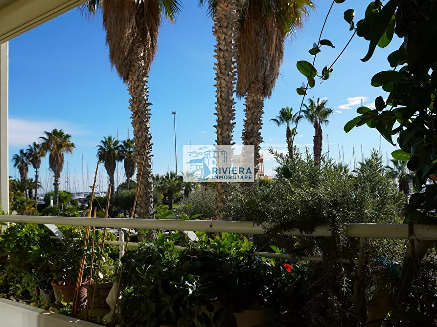 Immagine 29 di Bilocale in vendita  in Via Gianni Cozzi 1 a Santo Stefano Al Mare