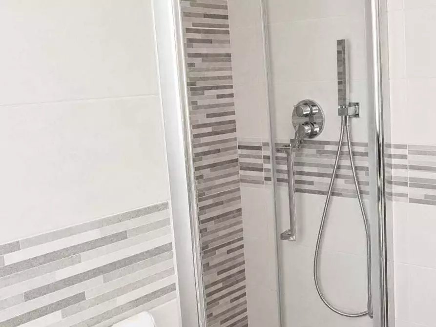 Immagine 13 di Pentalocale in vendita  in Via Morge 13 a Castel Frentano