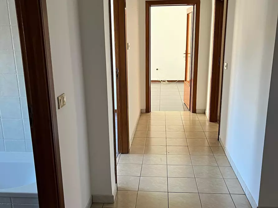 Immagine 4 di Ufficio in affitto  in Viale della Rimembranza 24 a Lanciano