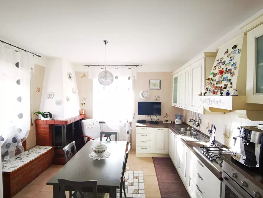 Immagine 4 di Porzione di casa in vendita  in VIA PELIGNA a Gessopalena