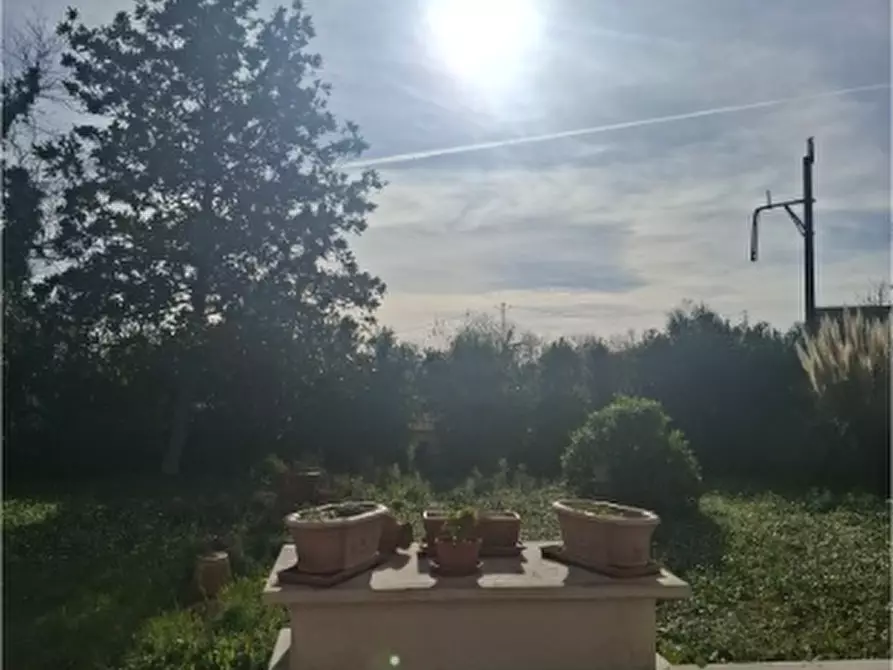 Immagine 14 di Villa in vendita  a Lanciano