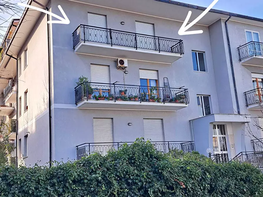 Immagine 1 di Pentalocale in vendita  in Via Martiri VI Ott. 90 a Lanciano