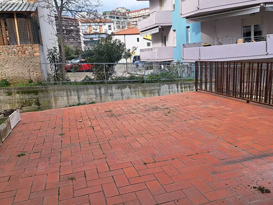 Immagine 24 di Locale commerciale in affitto  in via San Francesco d' Assisi 3 a Lanciano