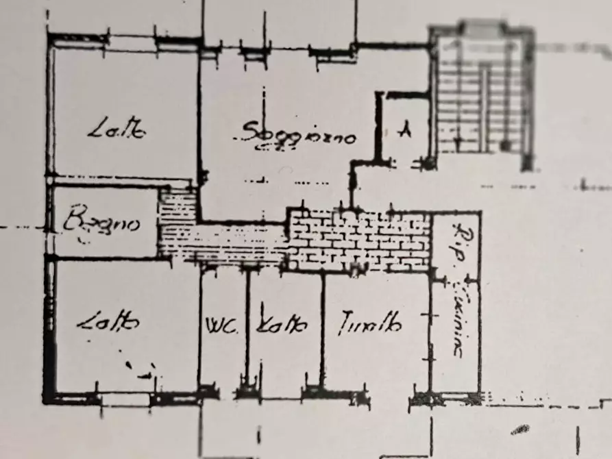 Immagine 9 di Trilocale in vendita  in Via Giangiulio Adamo 46 a Lanciano
