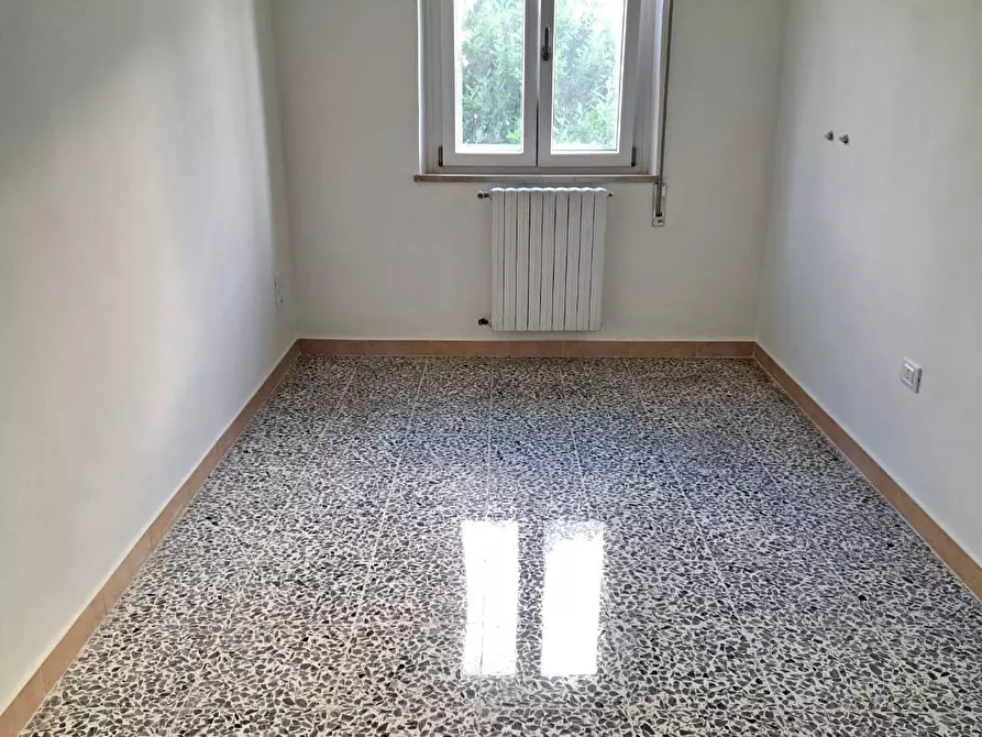 Immagine 11 di Pentalocale in affitto  in Via san rocco a San Vito Chietino