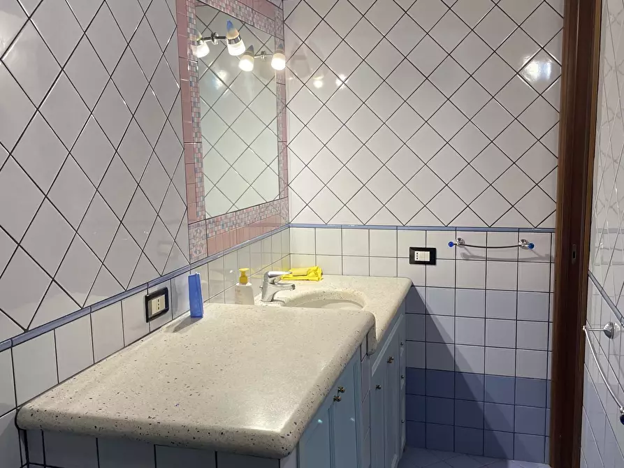 Immagine 7 di Trilocale in vendita  in Località San Martino a Riparbella