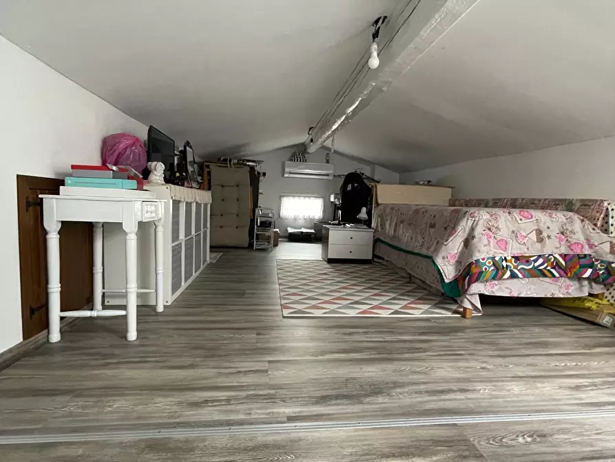 Immagine 12 di Casa indipendente in vendita  in Via Aurelia Nord a Cecina