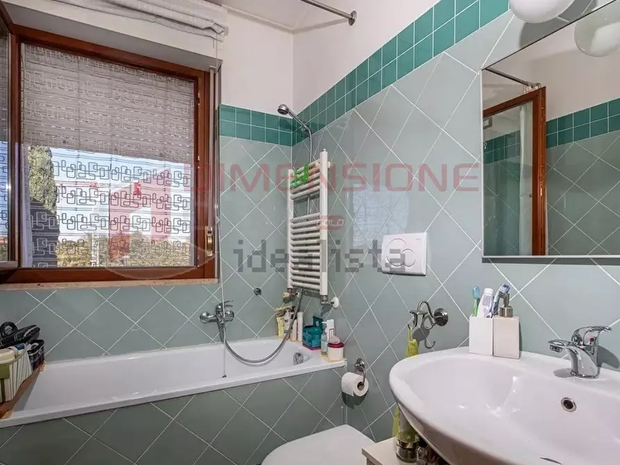 Immagine 20 di Trilocale in vendita  in via del fosso scilicino a Roma