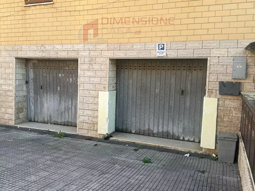 Immagine 27 di Trilocale in vendita  in Via Partanna a Roma