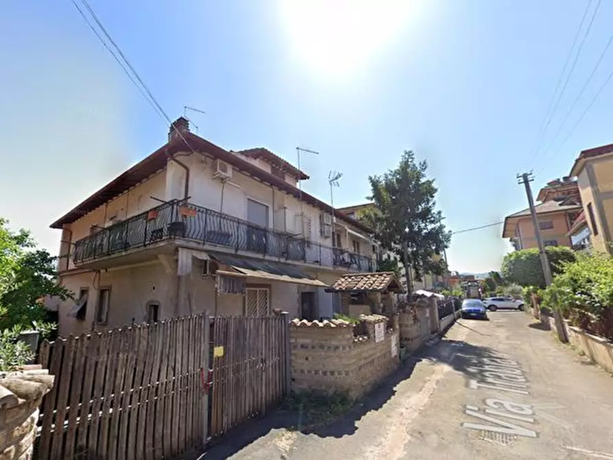 appartamento in vendita a Roma in zona Finocchio