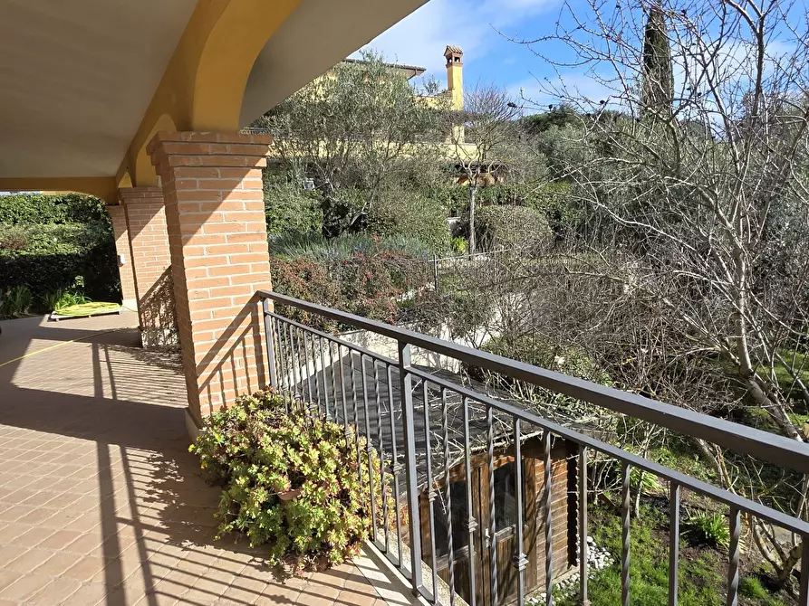 Immagine 11 di Villa in vendita  in Via Aldo Moro 889 a Morlupo