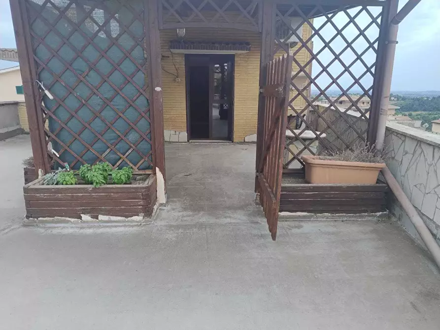 Immagine 36 di Attico in vendita  in Via Giacomo Matteotti 23 a Riano