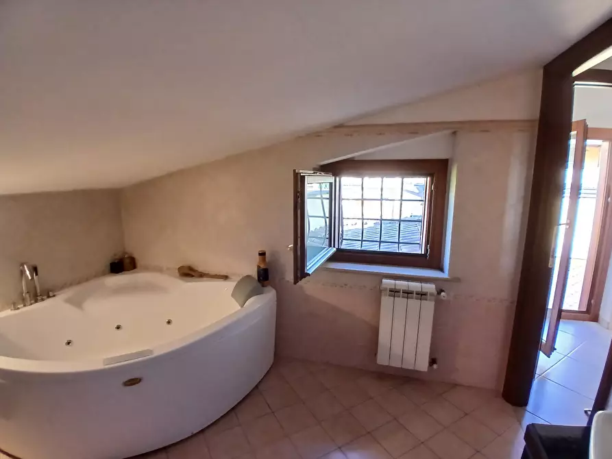 Immagine 82 di Villa in vendita  in Via Aldo Moro 889 a Morlupo