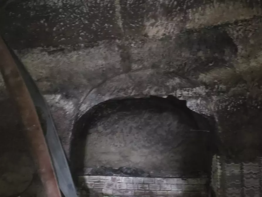 Immagine 2 di Magazzino in vendita  in Via Cesare Battisti 46 a Morlupo