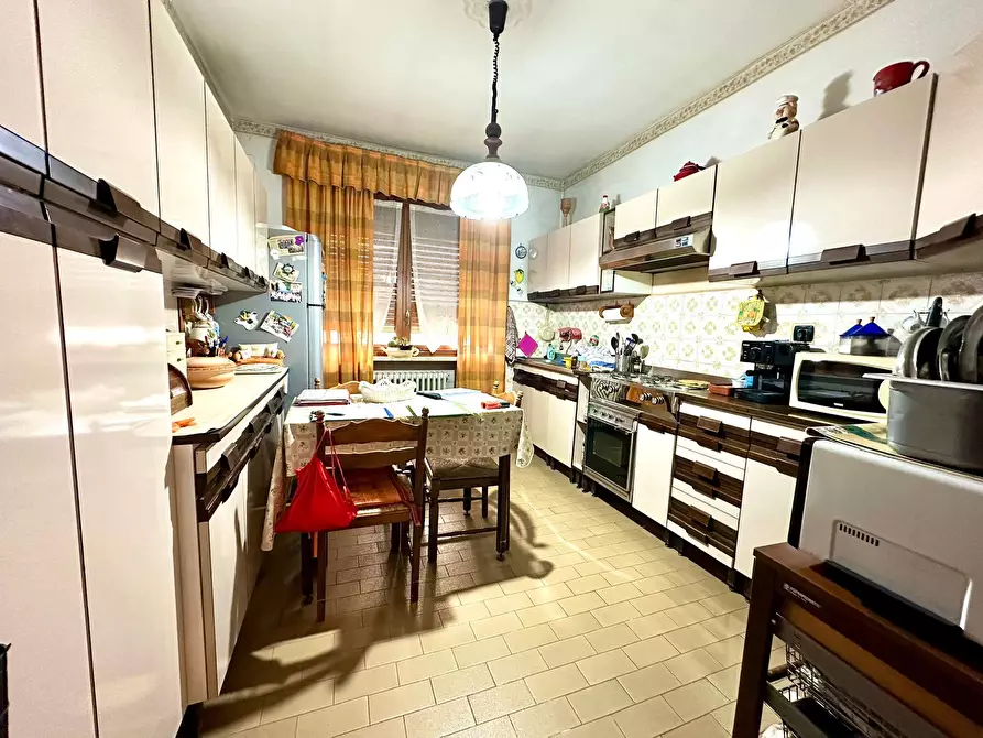 Immagine 18 di Quadrilocale in vendita  a Ciriè