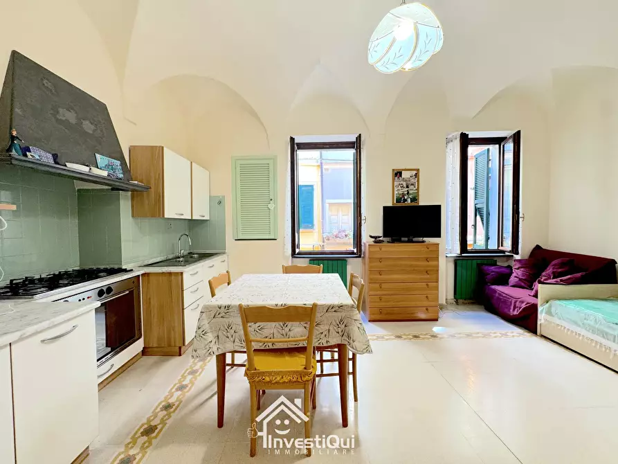 Immagine 10 di Bilocale in vendita  in Via Rocca Crovara 16 a Pietra Ligure