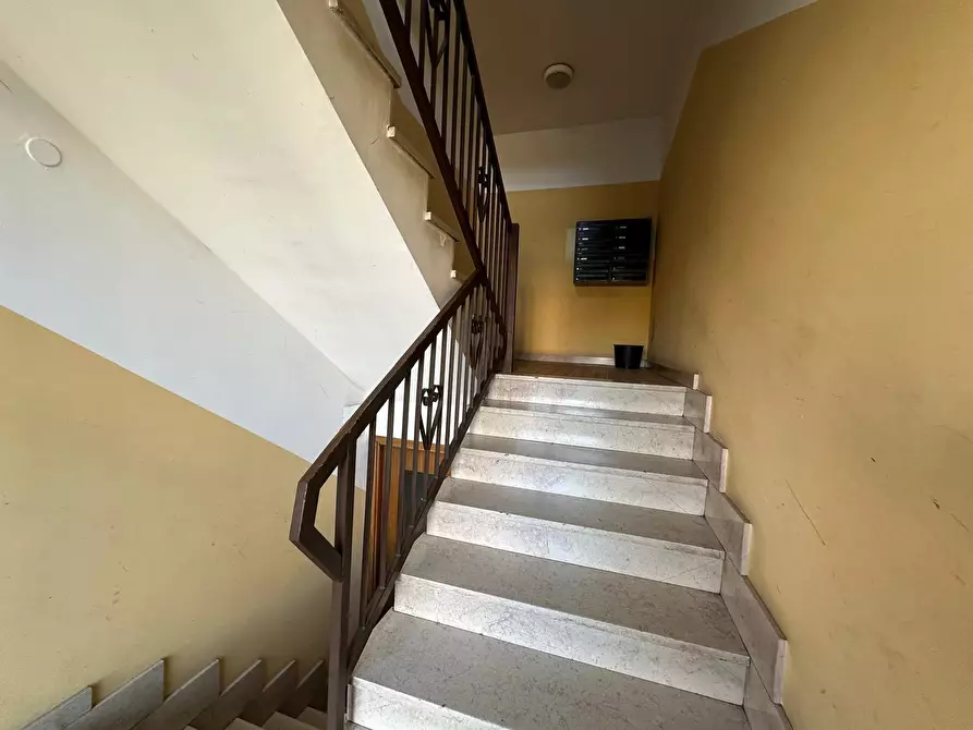 Immagine 29 di Trilocale in vendita  a Nole