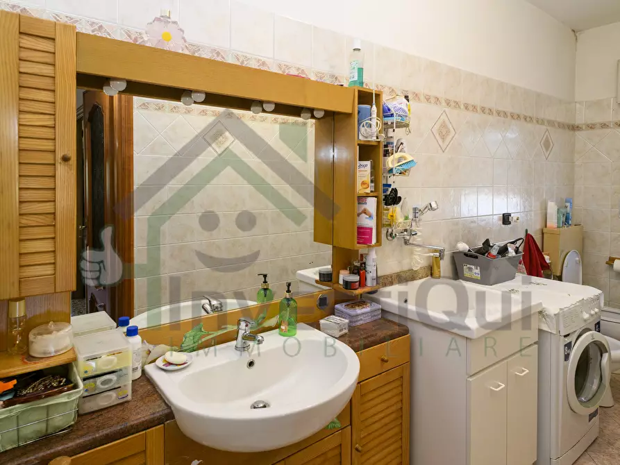 Immagine 26 di Quadrilocale in vendita  in Via Ginestre 12 a Ciriè