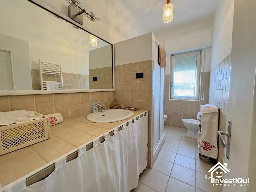 Immagine 33 di Trilocale in vendita  in Via Enrico Toti 1 a Loano