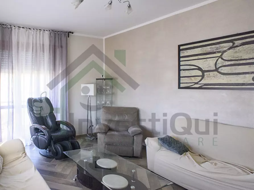 Immagine 7 di Quadrilocale in vendita  in Via Battitore 67 a Ciriè