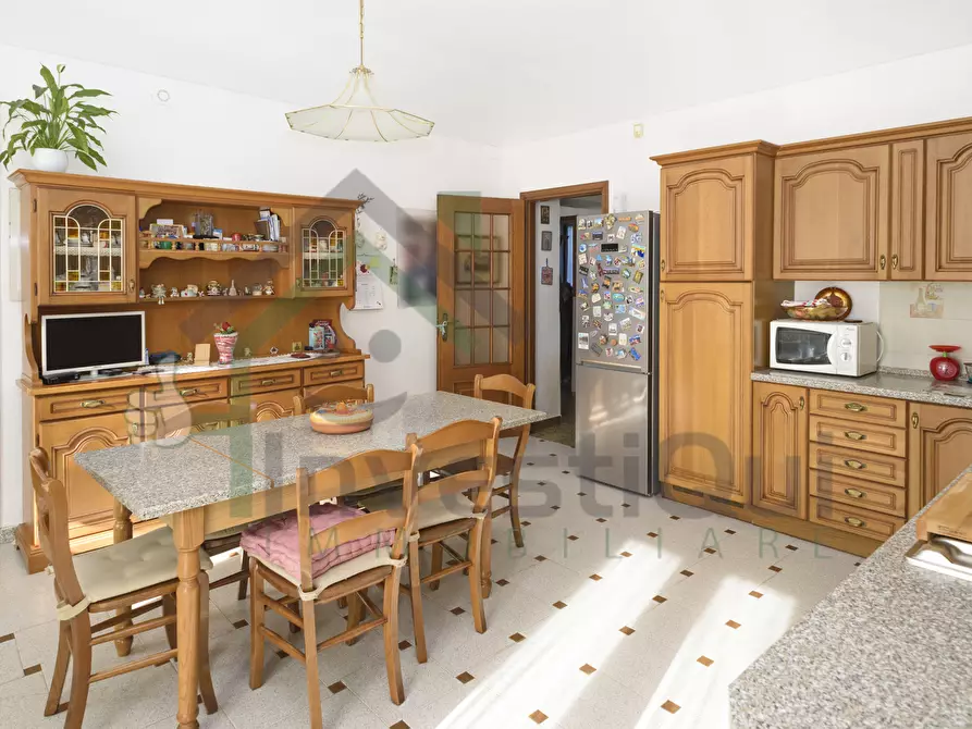 Immagine 12 di Quadrilocale in vendita  in Strada delle Rivette 3 a Nole