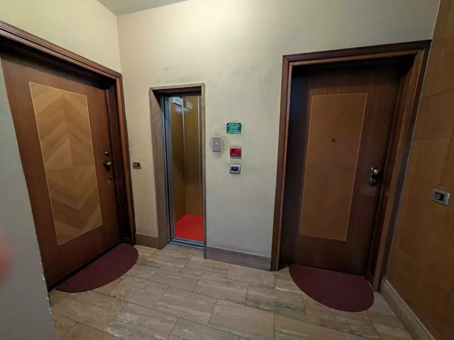 Immagine 12 di Monolocale in vendita  in Via Giosuè Carducci 5 B a Ciriè