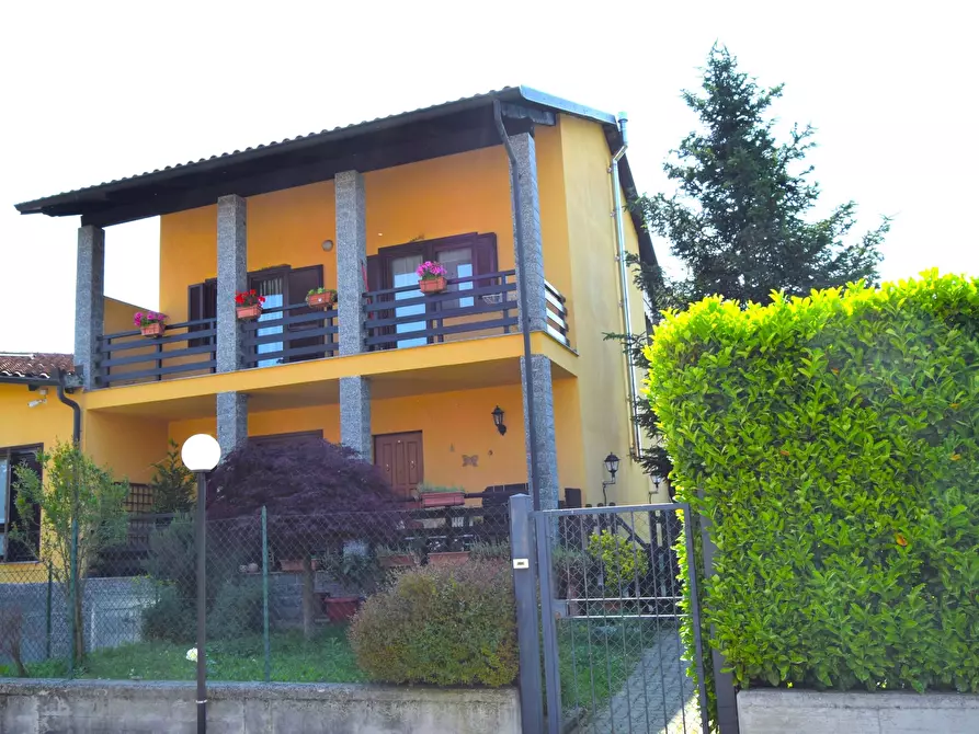 Immagine 1 di Villetta a schiera in vendita  a Rivarolo Canavese