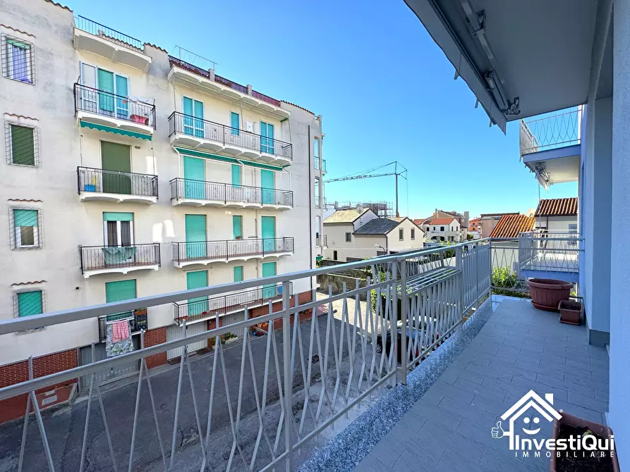 Immagine 19 di Bilocale in vendita  in Via Goffredo Mameli 63 a Pietra Ligure