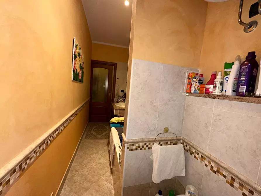 Immagine 28 di Trilocale in vendita  a Nole