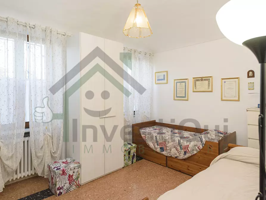 Immagine 22 di Quadrilocale in vendita  in Strada delle Rivette 3 a Nole