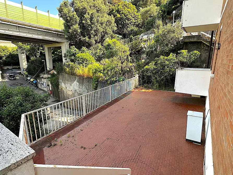 Immagine 10 di Trilocale in vendita  in Via Nicolò Sardi 30 a Varazze