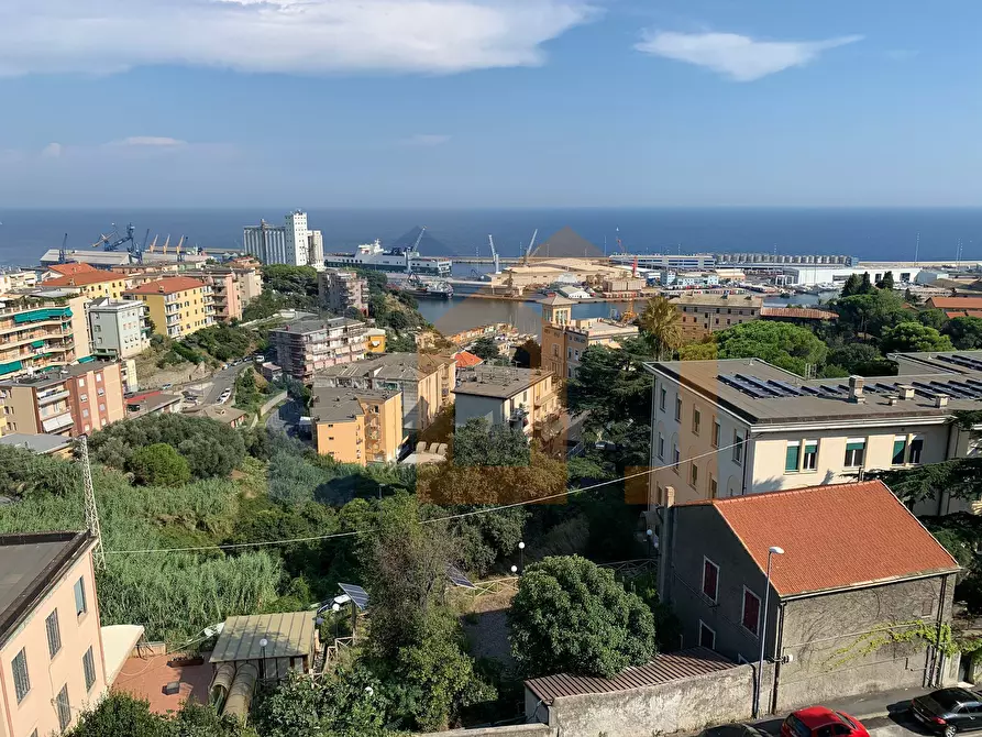 Immagine 23 di Appartamento in vendita  in Via Giovanni Amendola a Savona