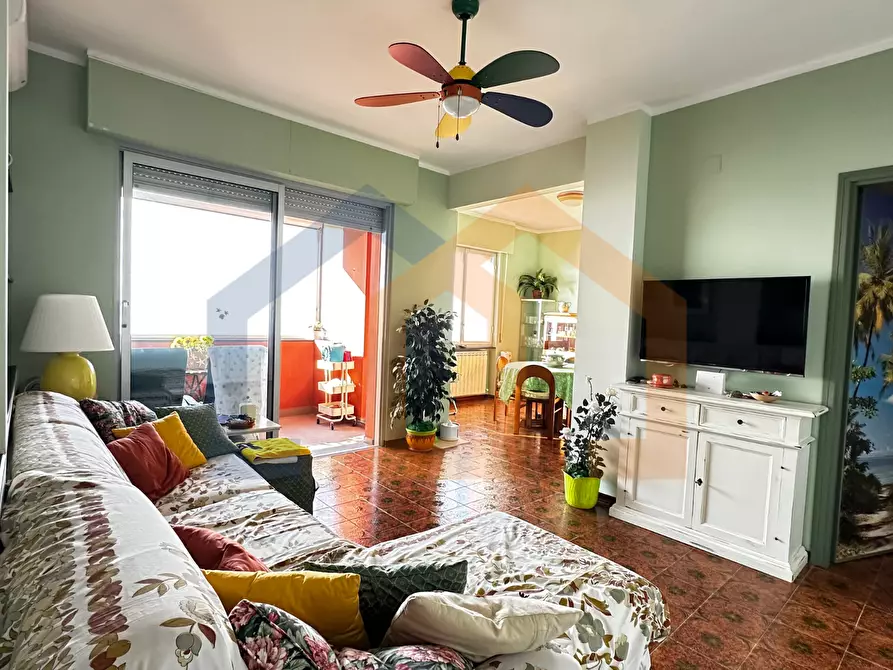 Immagine 9 di Quadrilocale in vendita  in Via de Negri 8 a Bergeggi