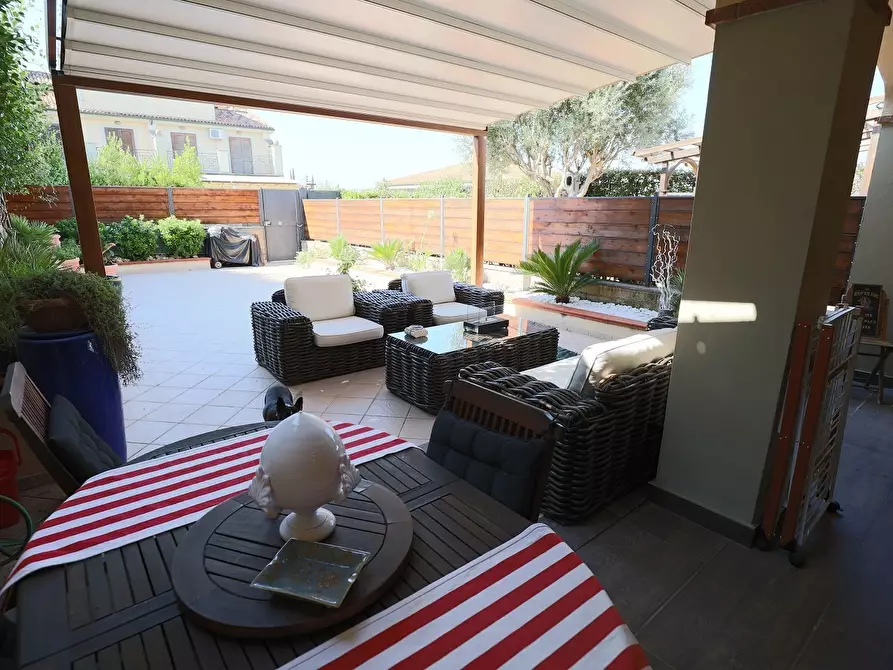 Immagine 4 di Villa in vendita  in Via di Marco Simone 80 a Guidonia Montecelio