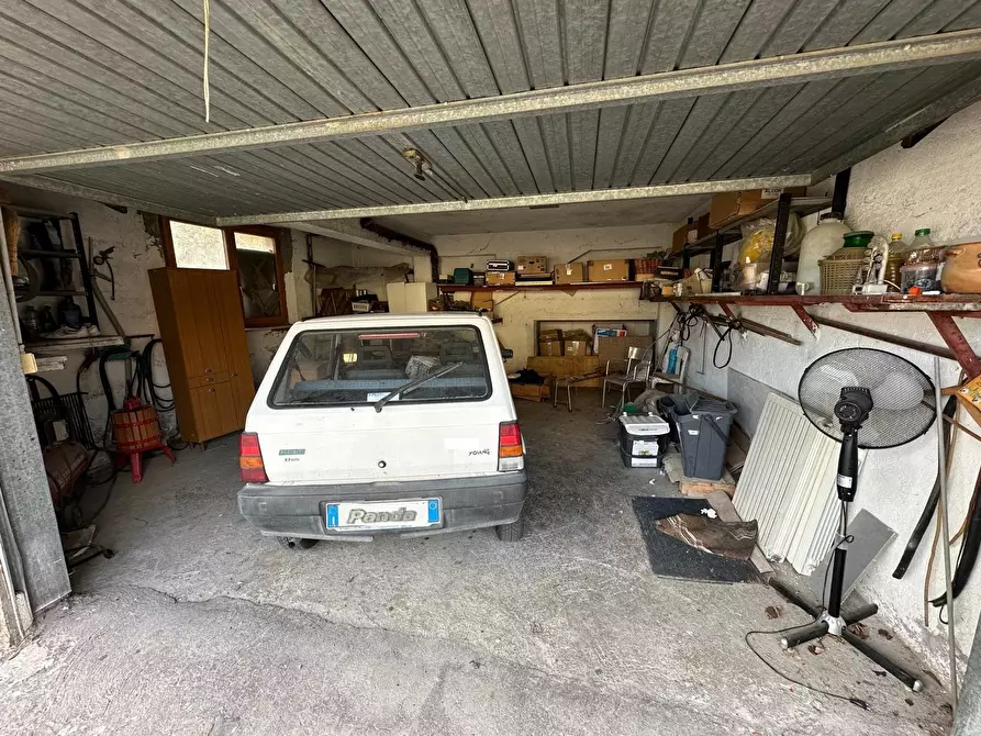 Immagine 32 di Pentalocale in vendita  in Via Marche 83 a Fonte Nuova