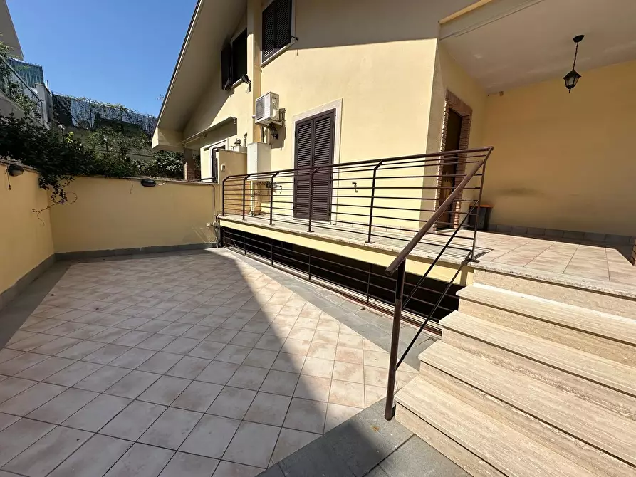 Immagine 30 di Villetta a schiera in vendita  in via tacito 88 a Guidonia Montecelio