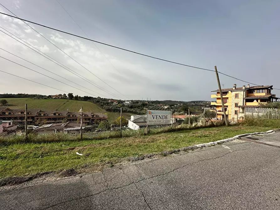 terreno edificabile in vendita a Guidonia Montecelio in zona Pichini