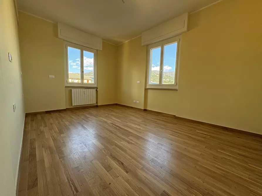 Immagine 2 di Trilocale in affitto  a Chiavari