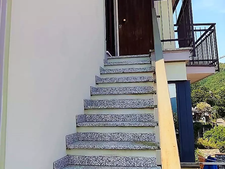 Immagine 20 di Casa bifamiliare in vendita  a Leivi