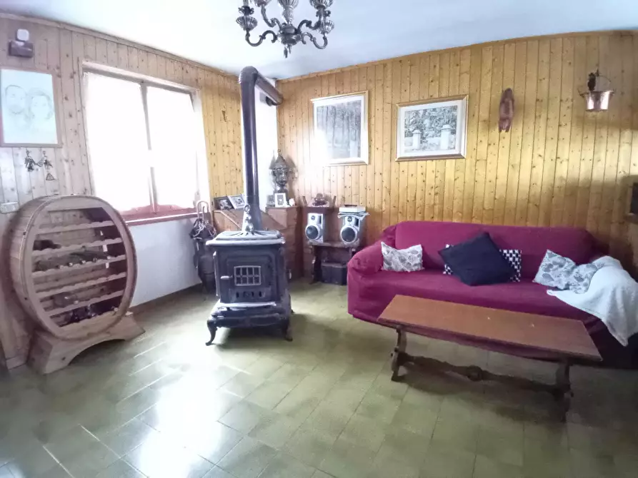 Immagine 4 di Villetta a schiera in vendita  a Bedonia