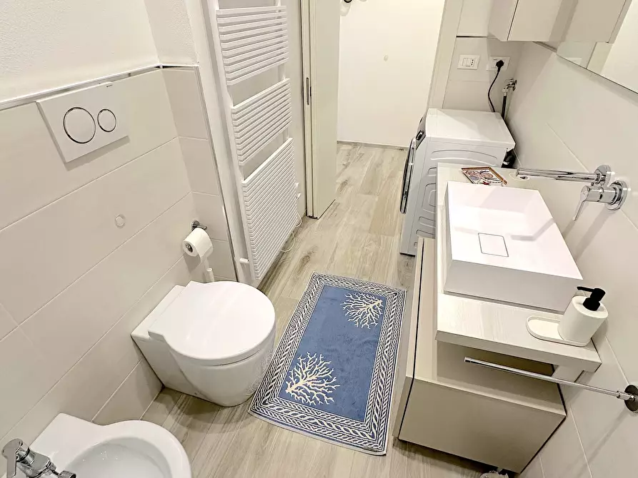 Immagine 15 di Monolocale in affitto  a Lavagna