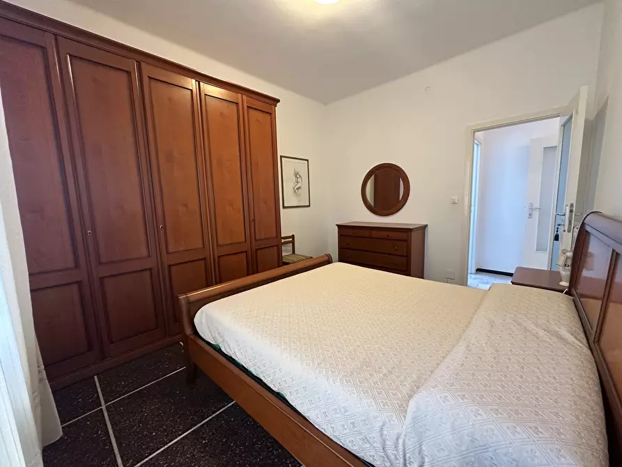 Immagine 8 di Bilocale in affitto  a Chiavari