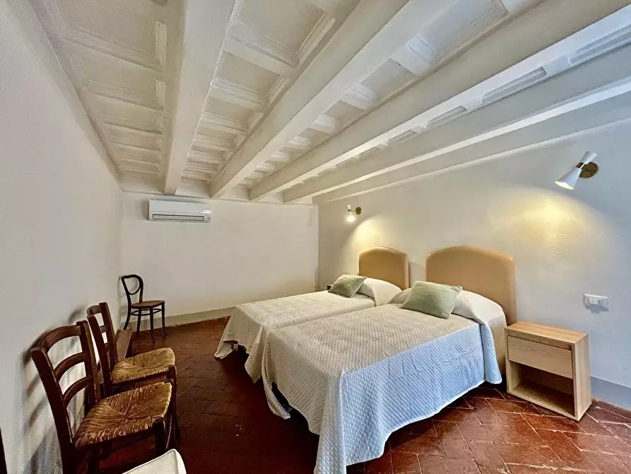 Immagine 21 di Quadrilocale in affitto  in Piazza Santo Spirito a Firenze